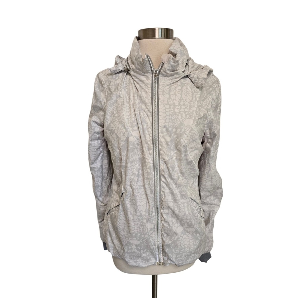 Lululemon Run Hustle Jacket Womens Size 6 White Reflective Print With Hood